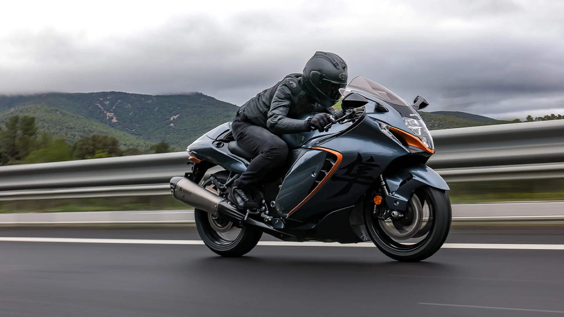 Suzuki Hayabusa sur route